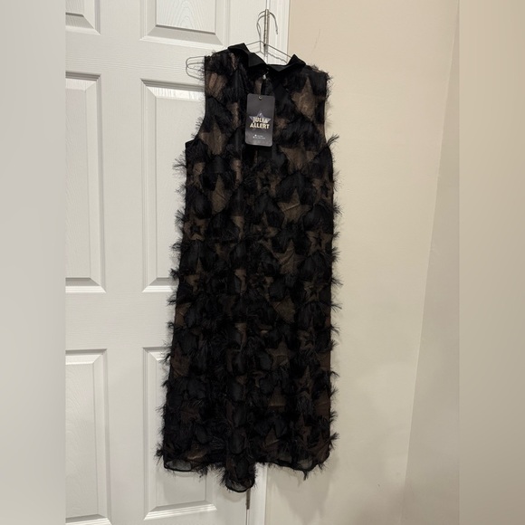 JULIA ALLERT
Evening Gown A-Line Maxi Dress With Stars
$295 $465.00 - Picture 11 of 14